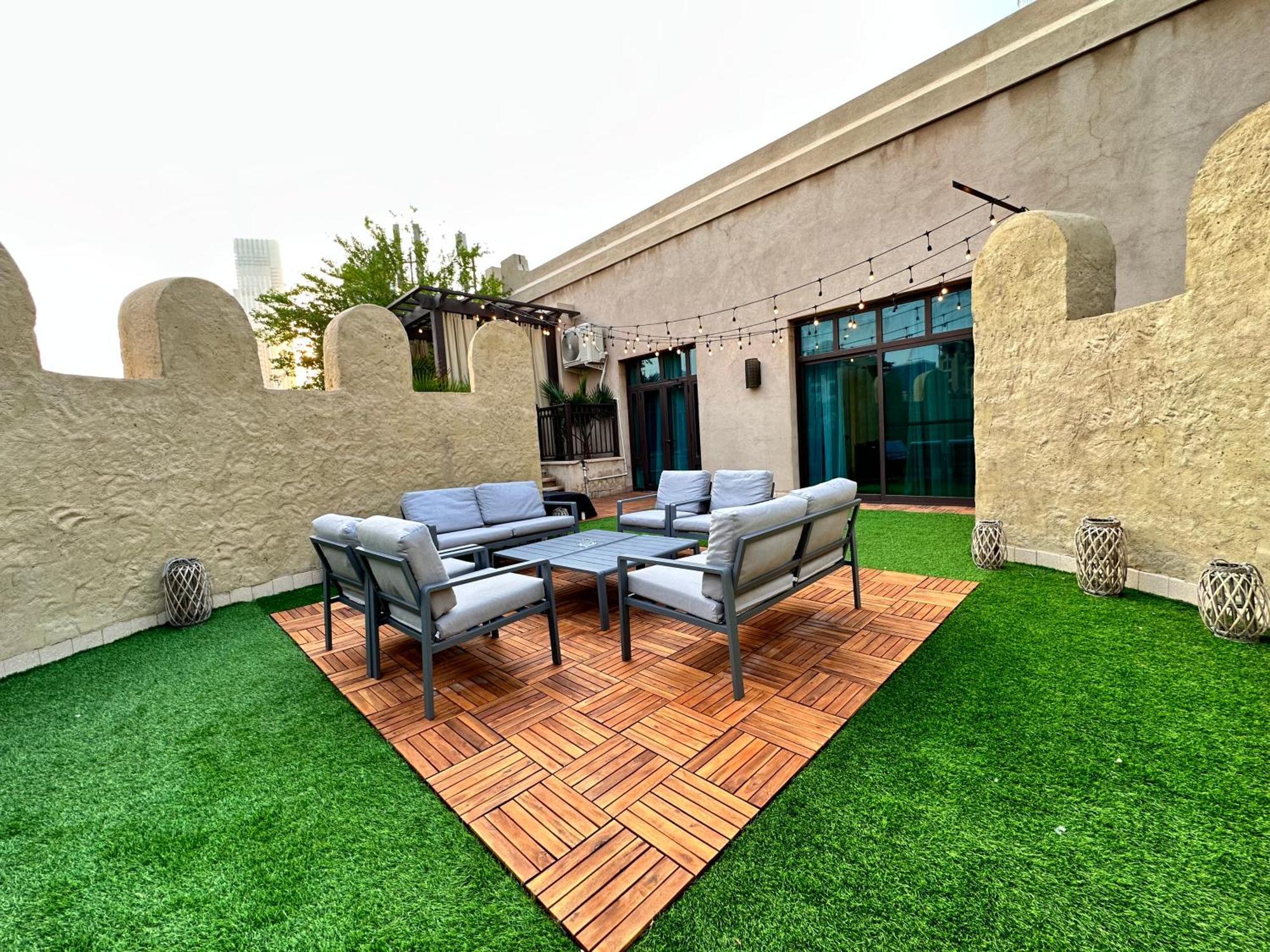 Durrani Homes - Unique Garden Apt At Souk Al Bahar Besides Dubai Mall & Burjkhalifa With Private Jaccuzi Extérieur photo
